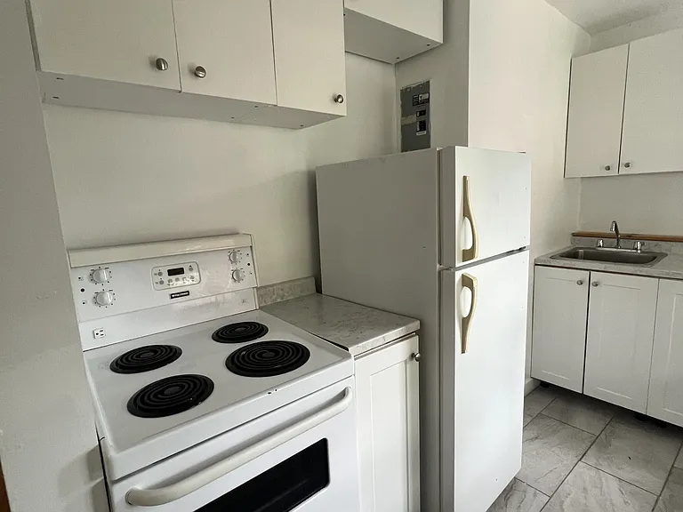 301 Wilbrod St — Photo 26