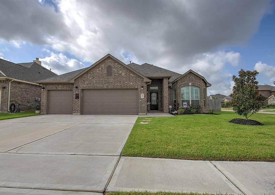 1st image of 32115 Dunham Creek Ln