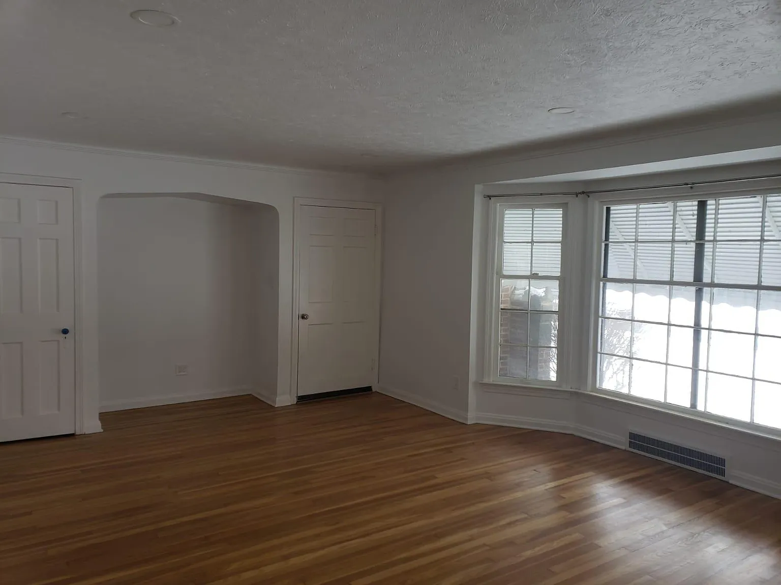 2383 Ashurst Rd — Photo 3