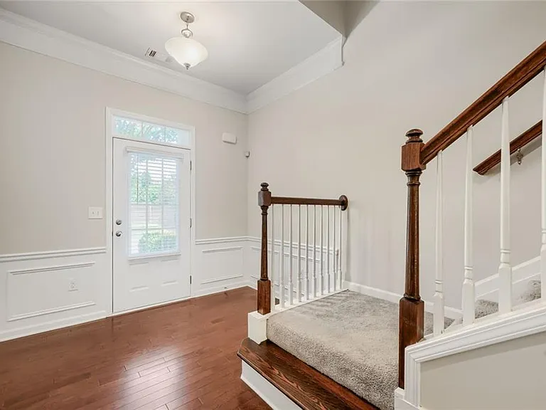 2444 Norwood Dr SE — Photo 6