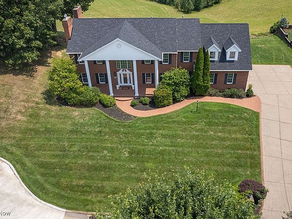 4th image of 5231 Glenbrook Dr