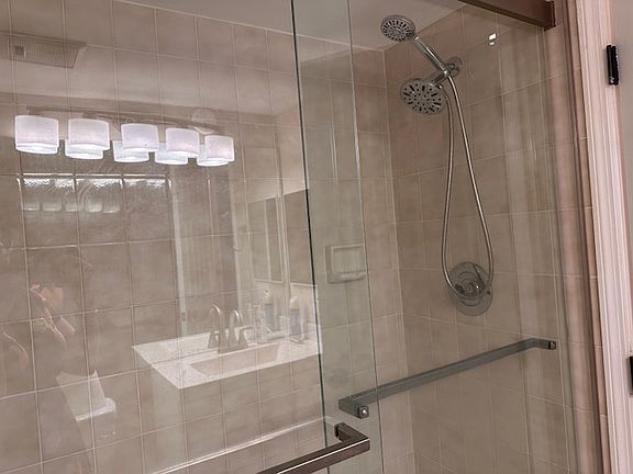 5th image of 9643 Halyards Ct APT 13