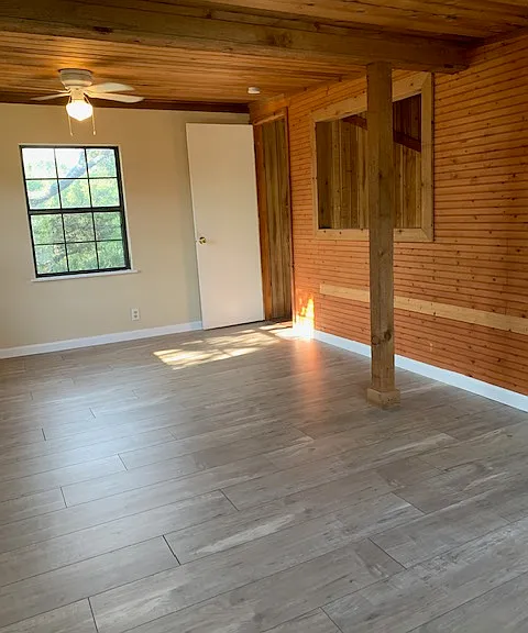 823 Cypress Ln — Photo 23