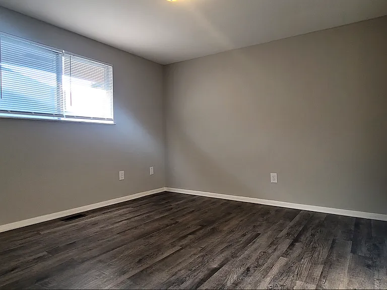 314 - 322 Kenbrook Drive — Photo 20