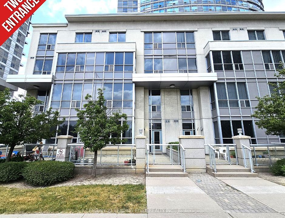 1st image of 38 Lee Centre Dr #Townhouse 120