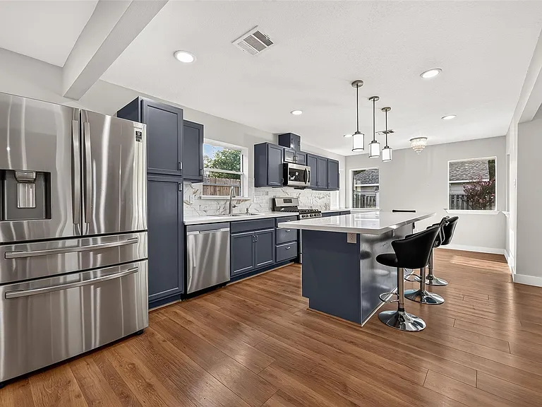 12930 Kimberley Ln — Photo 16