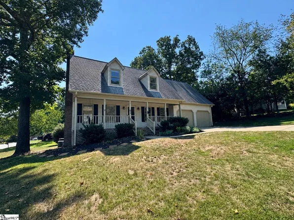 202 Bright Water Ln, Greenville, SC 29609