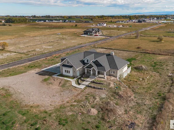 3712 E 364 N, Rigby, ID 83442