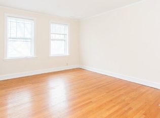 858 N Hermitage Ave APT 1, Chicago, IL 60622