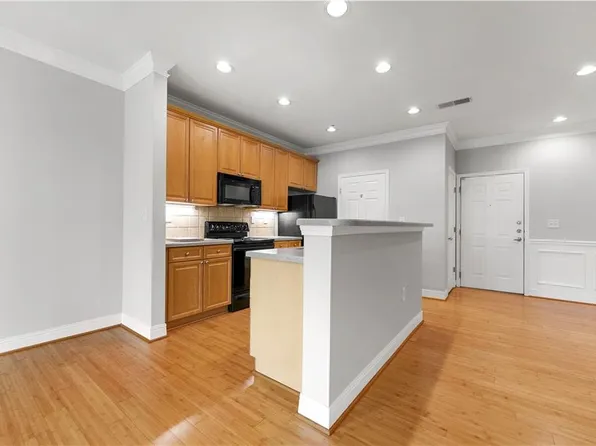 4201 Stratford Cmns, Decatur, GA 30033