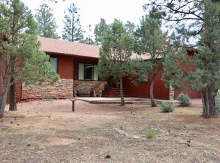 2847 Silver Dollar St, Overgaard, AZ 85933