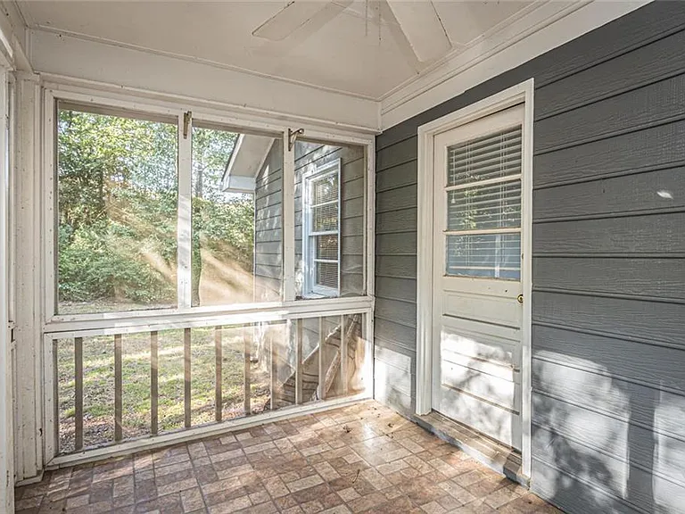 850 Red Barn Rd — Photo 11