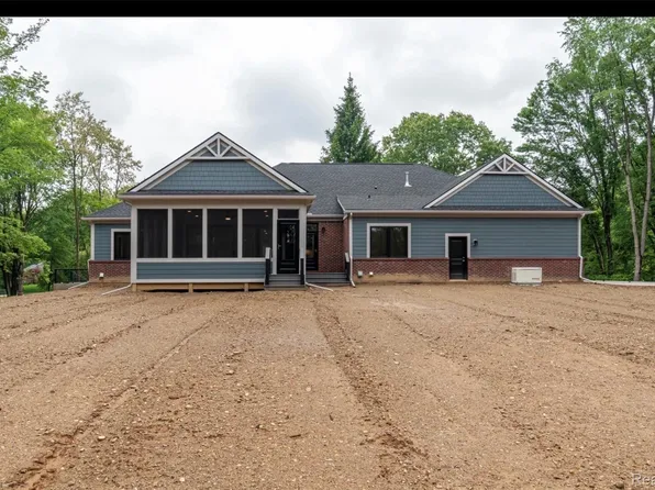 Chevron Dr Lot D, Highland, MI 48356