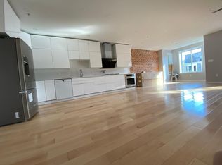 1361 Newton St NW #1, Washington, DC 20010