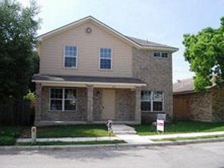 1st image of 667 Meadow Arbor Ln