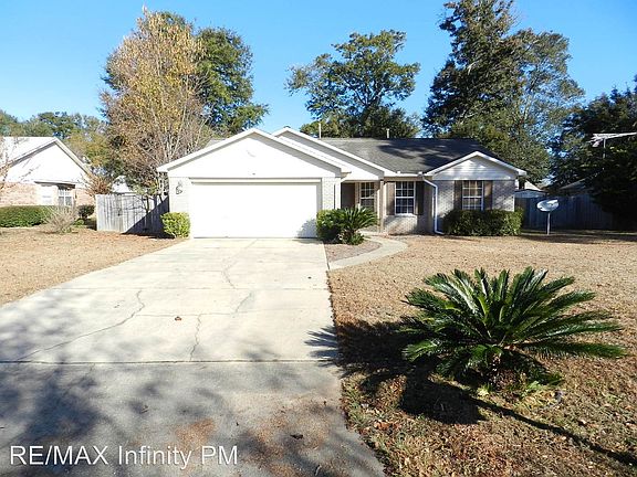 2nd image of 4416 Amberwood Cir