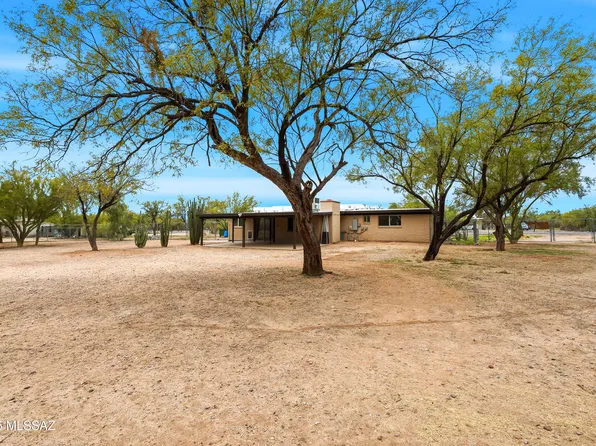 8822 N Marathon Dr, Tucson, AZ 85704