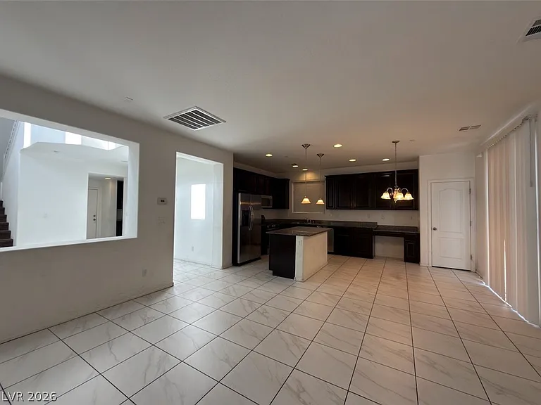 1074 Valley Light Ave — Photo 5