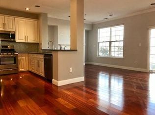 96 Lyon Ct, Jersey City, NJ
