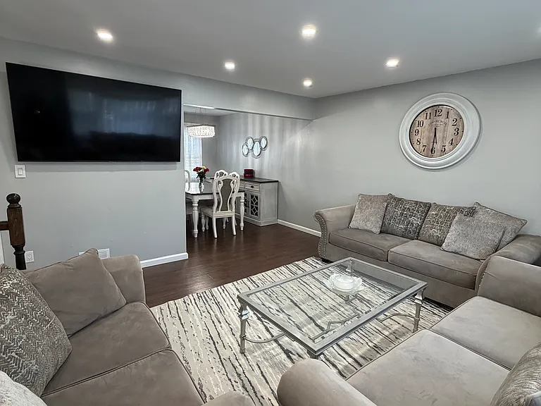 4 Walden Ave — Photo 4