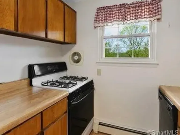 71 Sigwin Dr — Photo 8