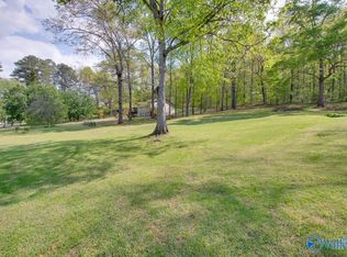 Willow Beach Rd, Guntersville, AL 35976