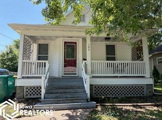 106 W Harrison Ave, Fairfield, IA 52556