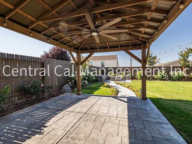 9029 Almond Creek Dr — Photo 29
