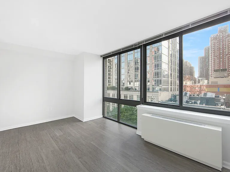 408 E 92nd St #28E — Photo 11