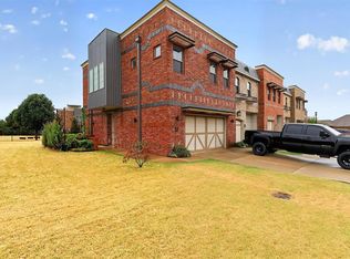 471 S Fretz Ave, Edmond, OK 73003