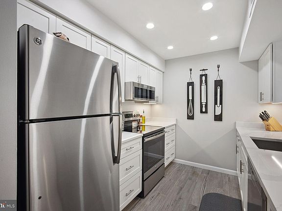 3rd image of 13565 Orchard Dr #3565