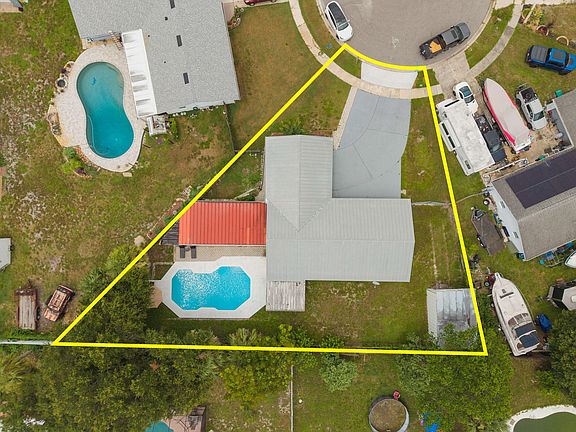 4th image of 955 Tomes Court