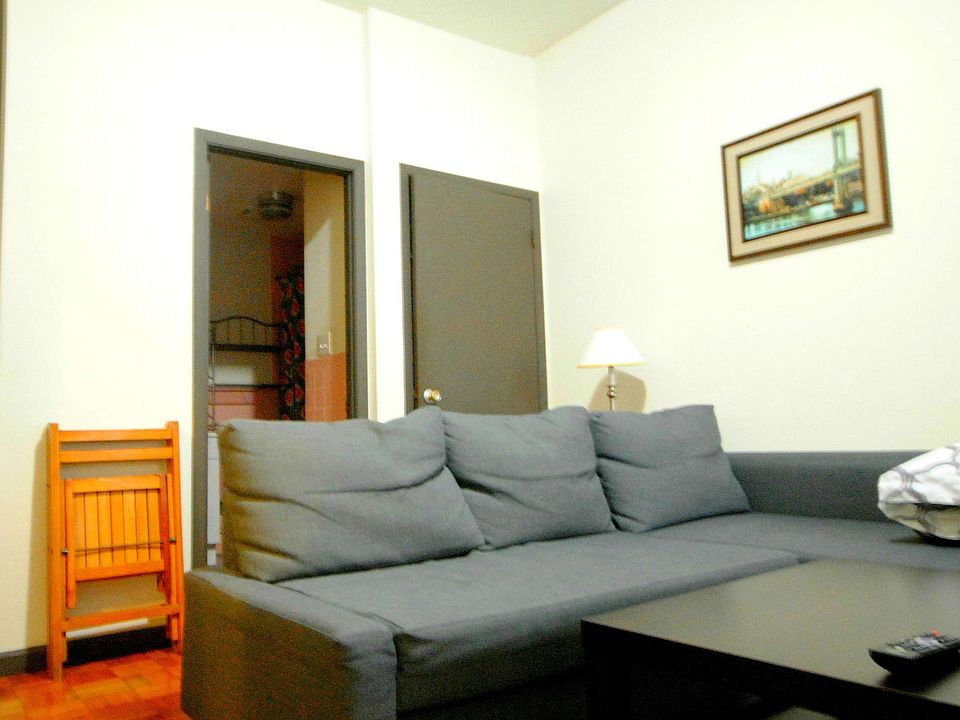 2nd image of 240 E 23rd St APT 3B