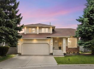 32 N Del Rio Pl NE, Calgary, AB T1Y6N4