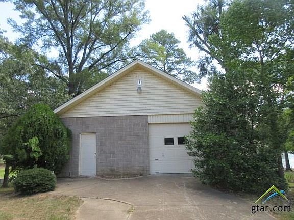 2nd image of 10650 Lakeshore Dr