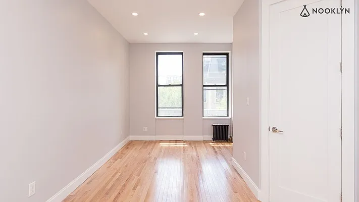 Rented by Nooklyn NYC LLC | media 32