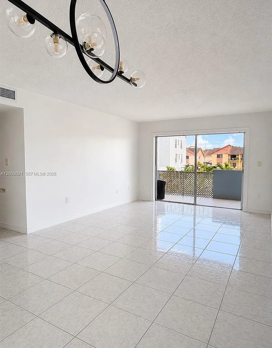Los Suenos Condo — Photo 2