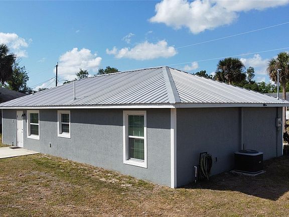 4th image of 521 Gloria Ave