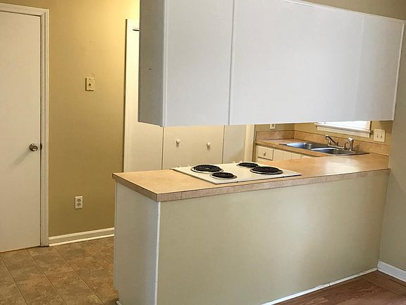 4th image of 114 Concord Dr APT D