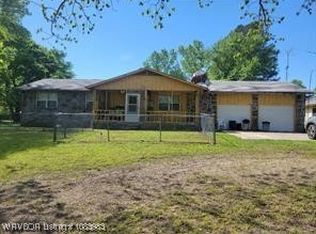 420198 E 1150th Rd, Checotah, OK 74426