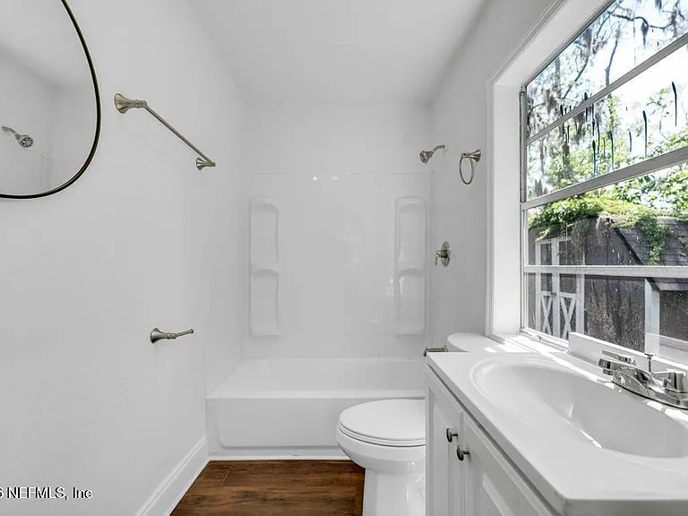 2410 McQuade St — Photo 17