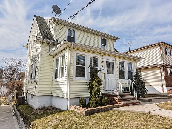4th image of 34 Vincent Ave