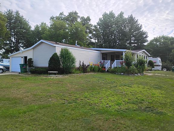 2nd image of 2143 Ruth St