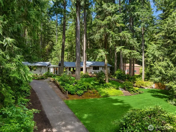 6565 NE Island Center Rd., Bainbridge Island, WA 98110