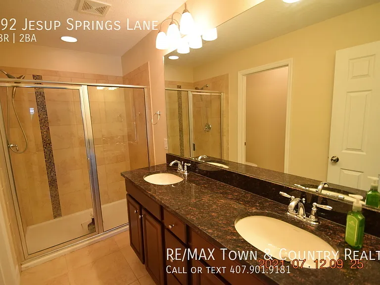 592 Jesup Springs Ln — Photo 40
