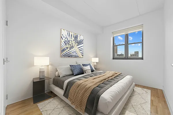 Rented by Lisa Management | media 26