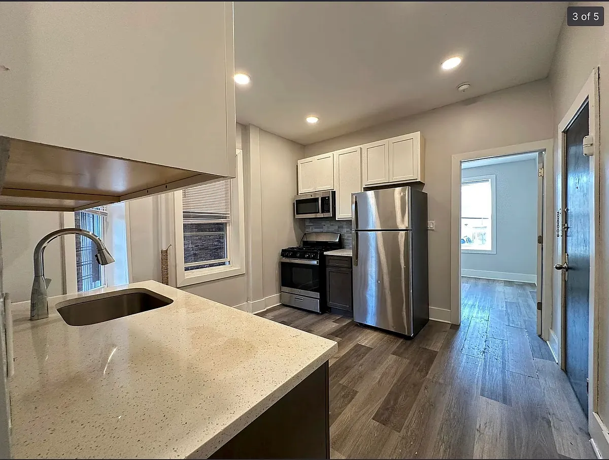 Building Photo - 66 Wallis Ave #2E