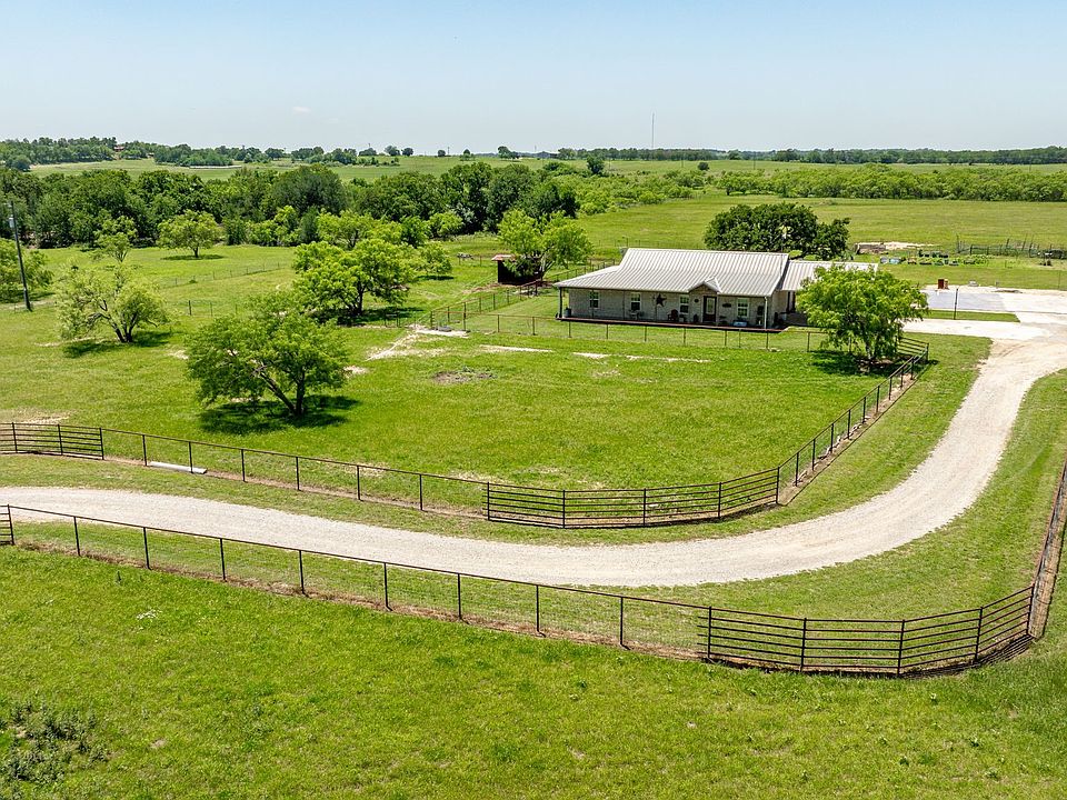 1st image of 685 County Road 428