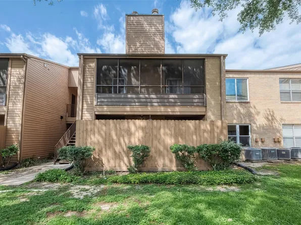 10555 Turtlewood Ct Unit 210, Houston, TX 77072