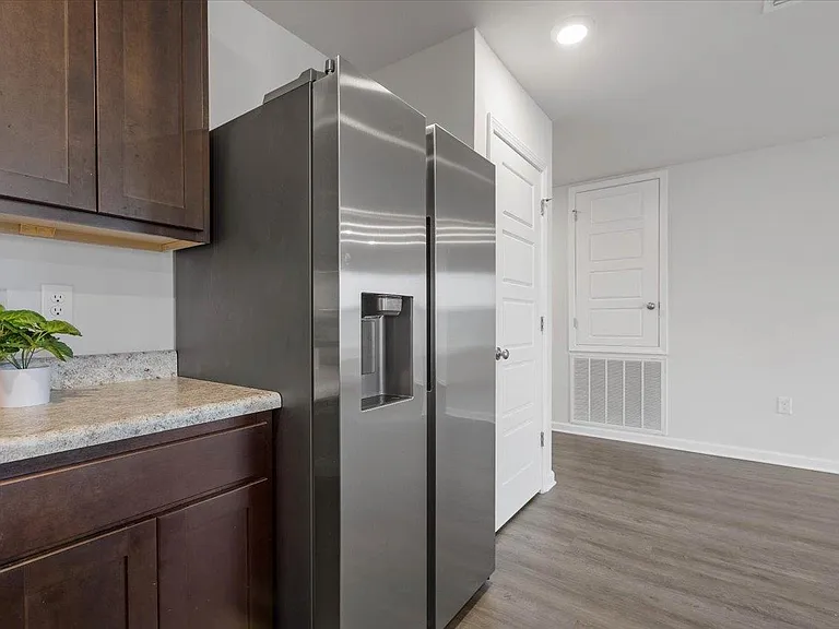 Rivers Landing Dr — Photo 17